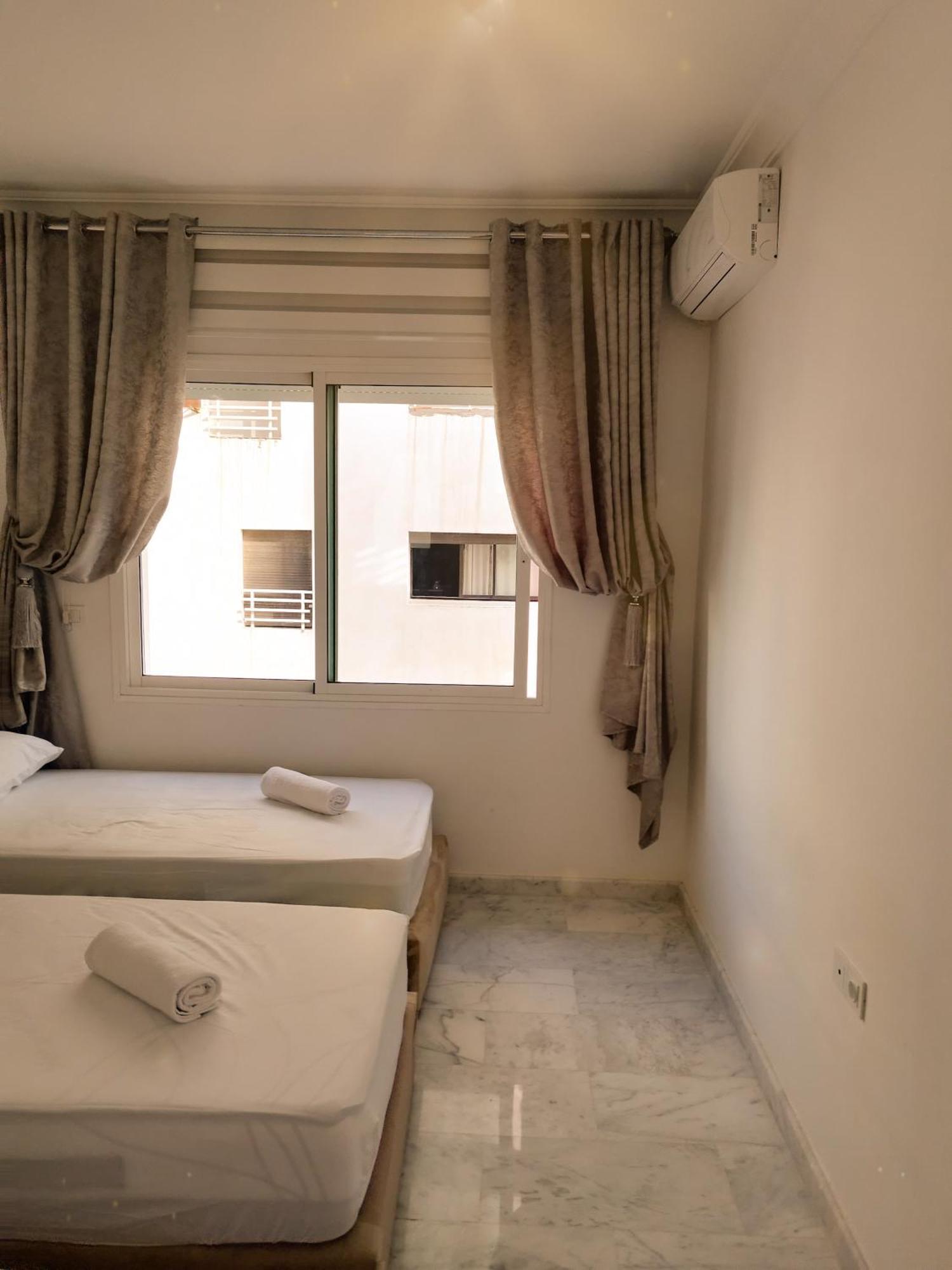 Incroyable Appartement A Playa Enface Cafe Sky 17 Tanger Buitenkant foto