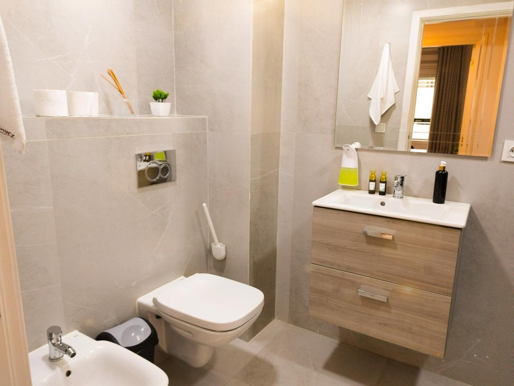Incroyable Appartement A Playa Enface Cafe Sky 17 Tanger Buitenkant foto