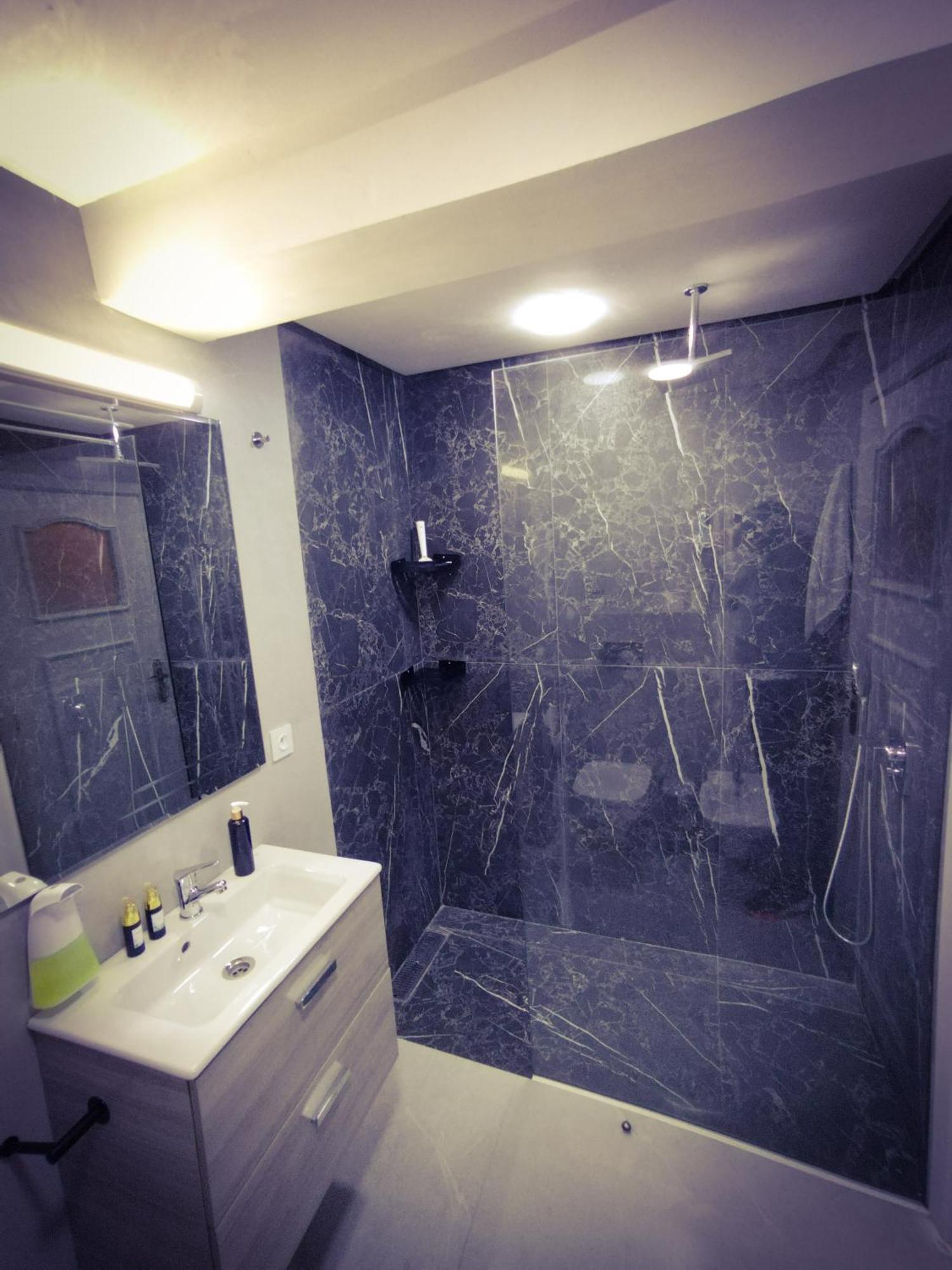 Incroyable Appartement A Playa Enface Cafe Sky 17 Tanger Buitenkant foto